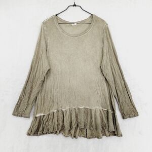 Cable & Gauge Taupe Round Neck Long Sleeve Casual Ruffle Blouse P1867